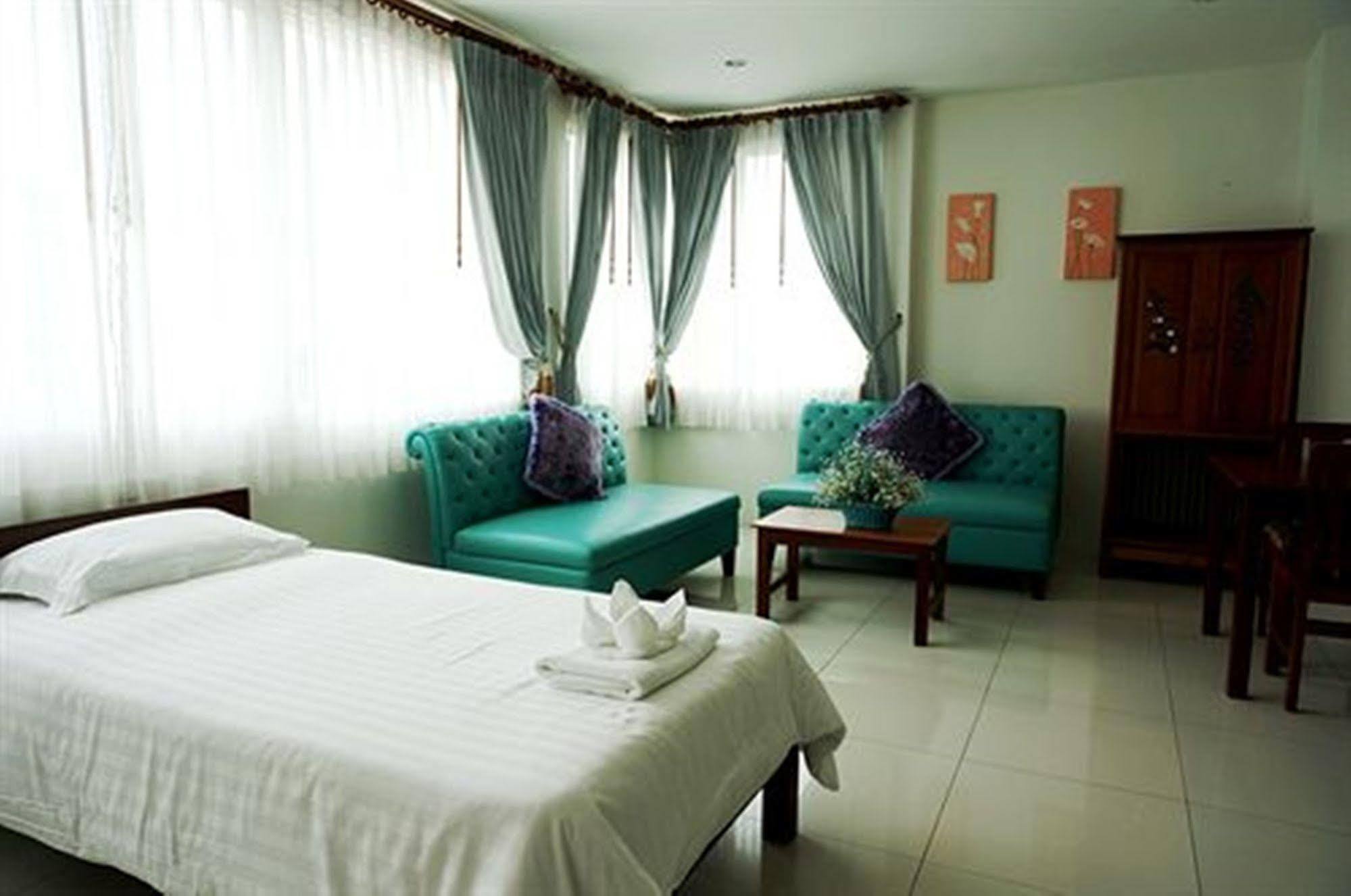 Smile Hua-Hin Resort - Sha Plus HHQ Exterior photo