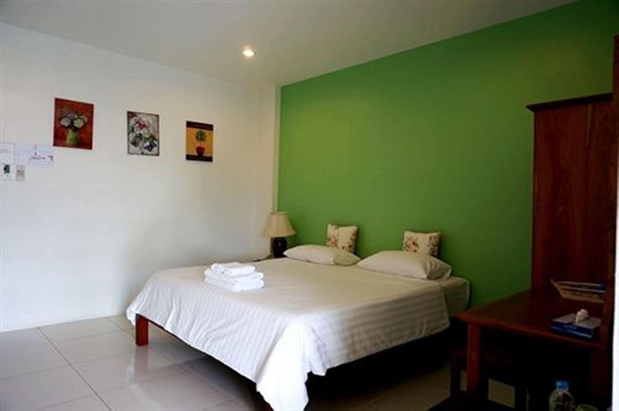 Smile Hua-Hin Resort - Sha Plus HHQ Exterior photo